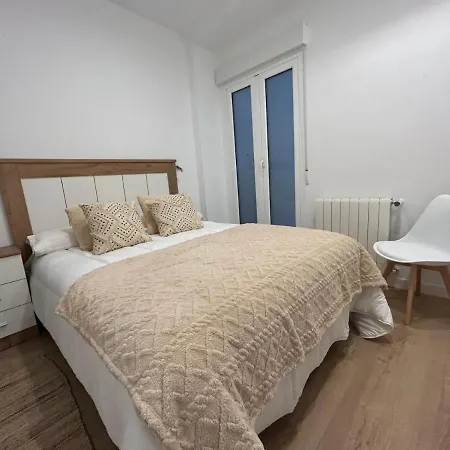 Churruca With Terrace Daire